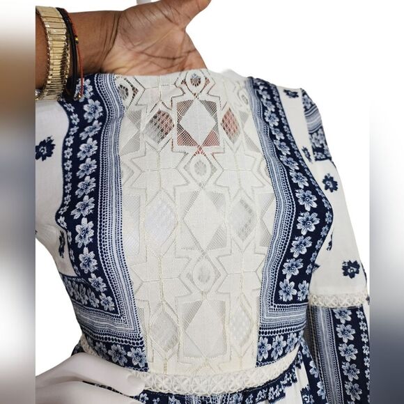 Flying Tomatoe dress - Picture 8 of 15